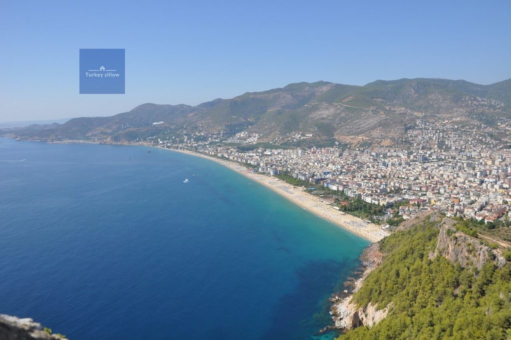 اتوبوس در آلانیا